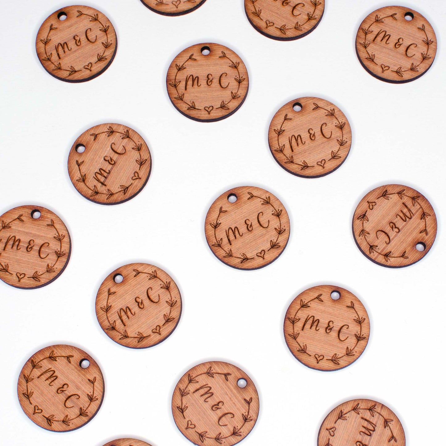 Round Wooden Favours with Flower Motif.